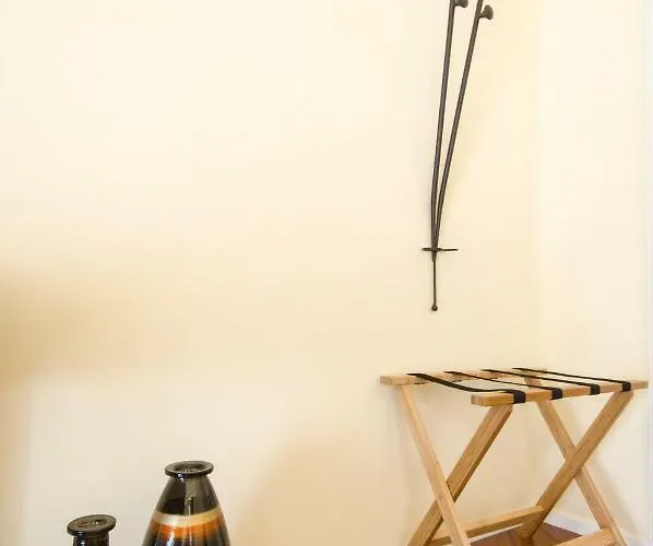 לינה וארוחת בוקר Turenum טרני